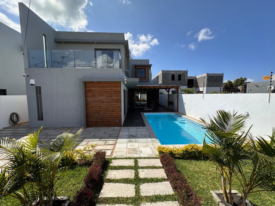 Villa at Grand Baie photograph 4