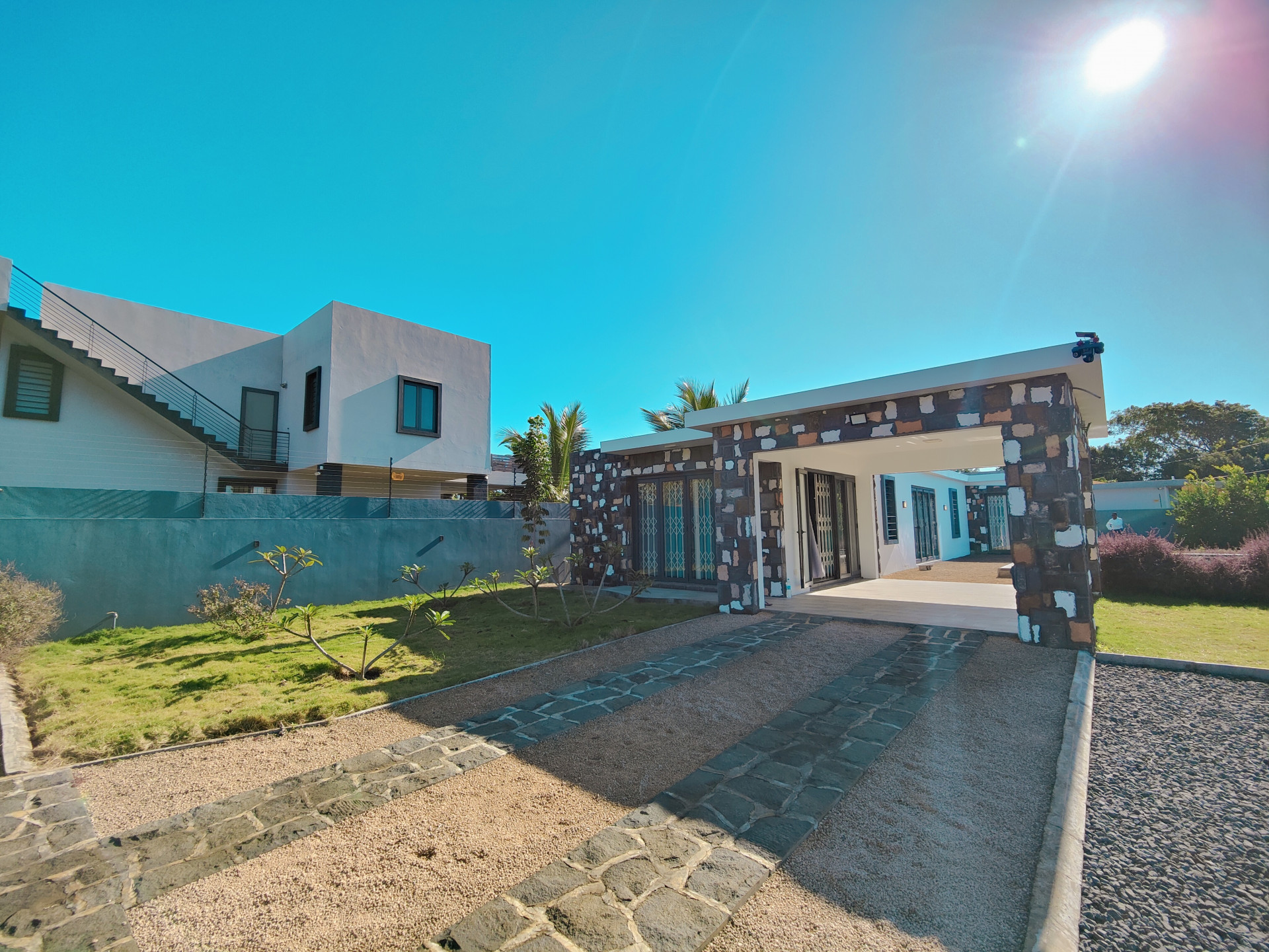 Villa at Calodyne photograph 1