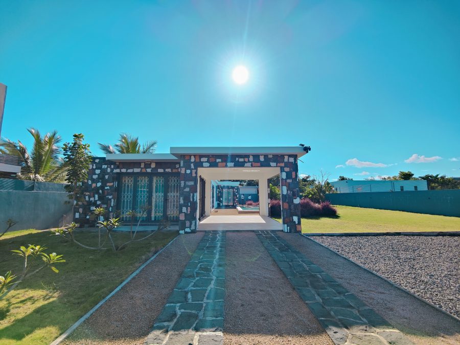 Villa at Calodyne photograph 2