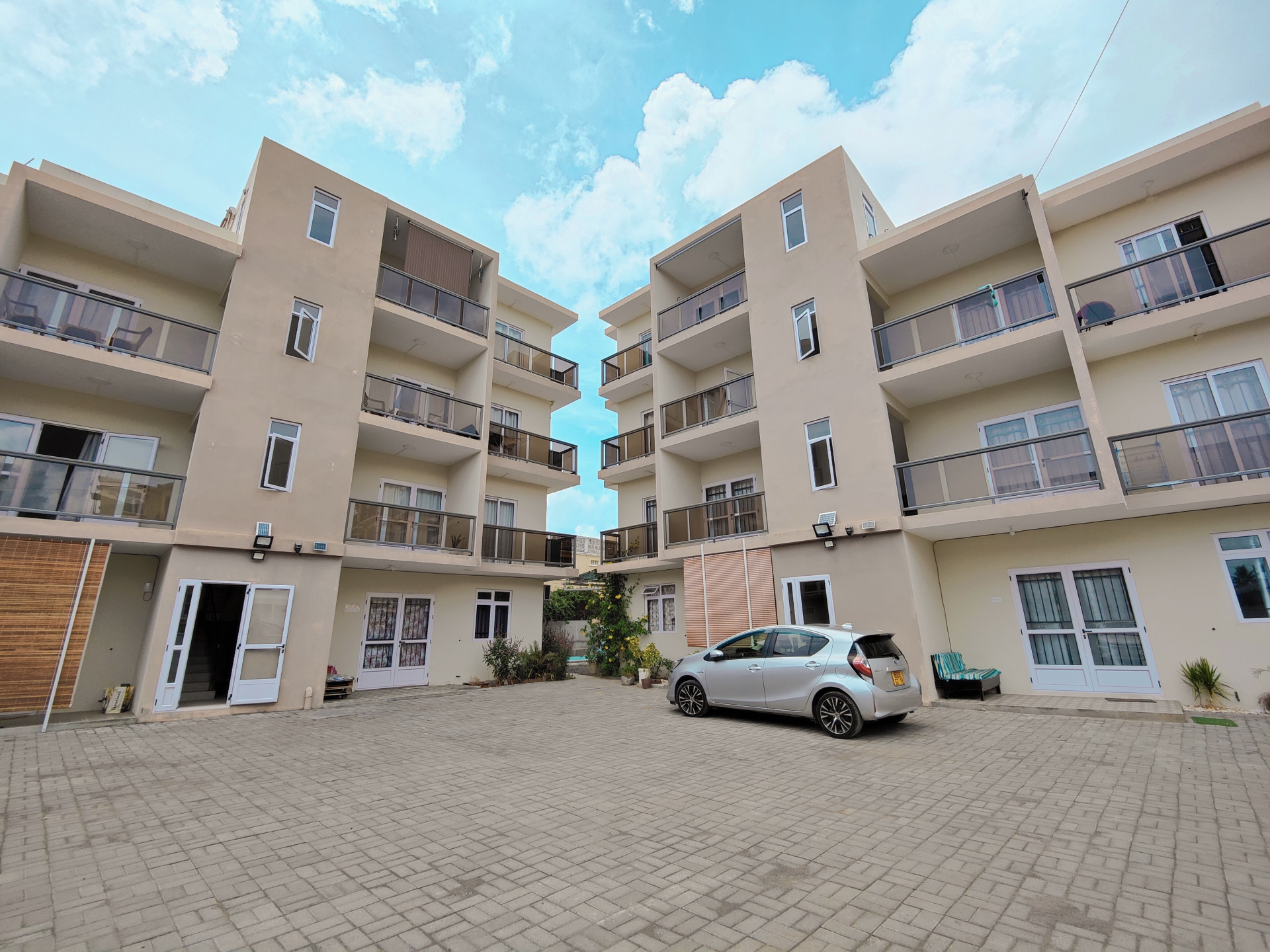 Apartment at Pereybere photograph 1