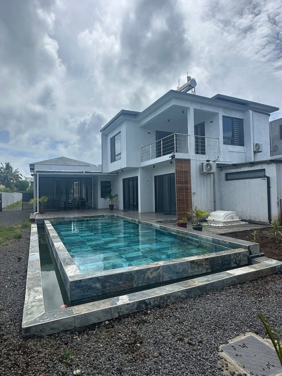 Modern Villa with Private Pool | Calodyne photograph 5