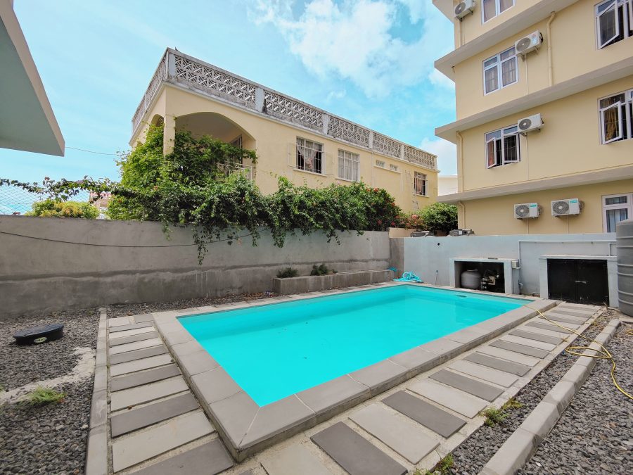 Apartment at Pereybere photograph 9