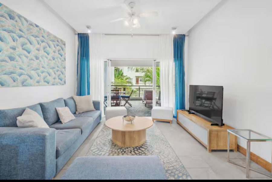 🏡 Cap Bay Apartment – Bain Boeuf photograph 2