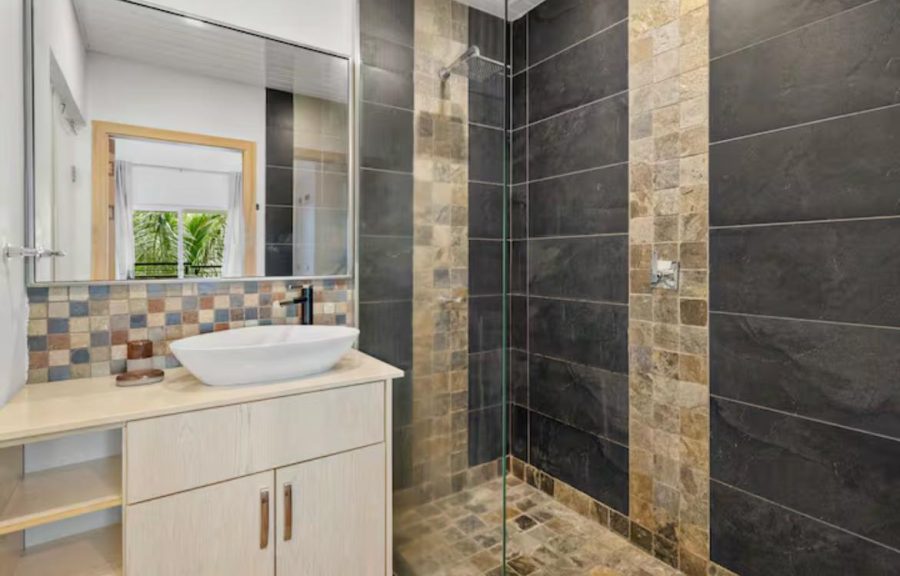 🏡 Cap Bay Apartment – Bain Boeuf photograph 8