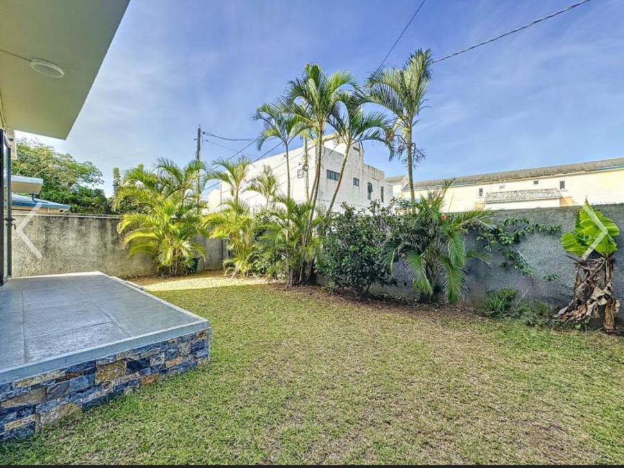  Villa in Grand Baie  photograph 3