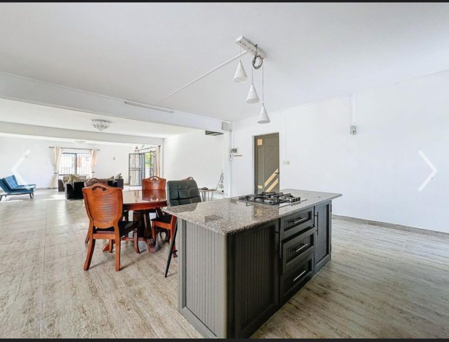  Villa in Grand Baie  photograph 10