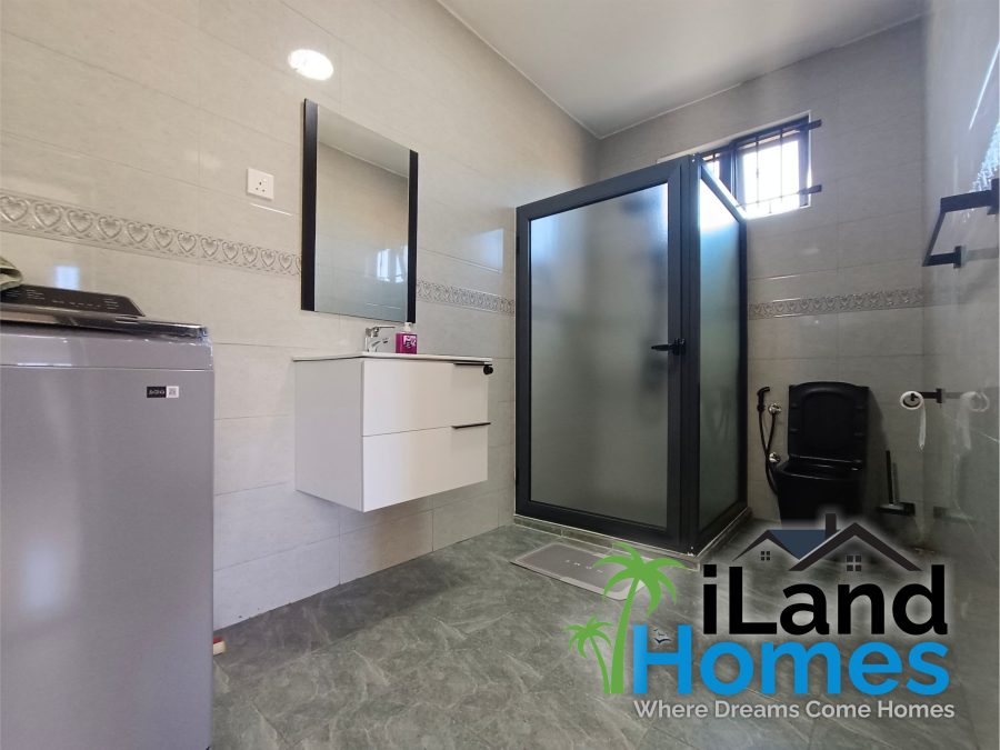Modern Duplex at Balaclava photograph 5
