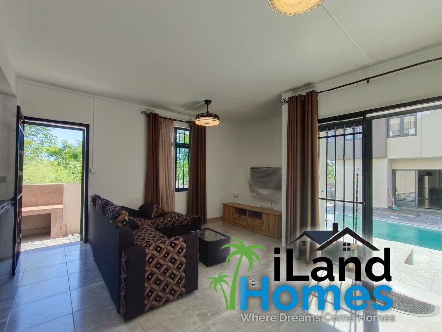 Modern Duplex at Balaclava photograph 10
