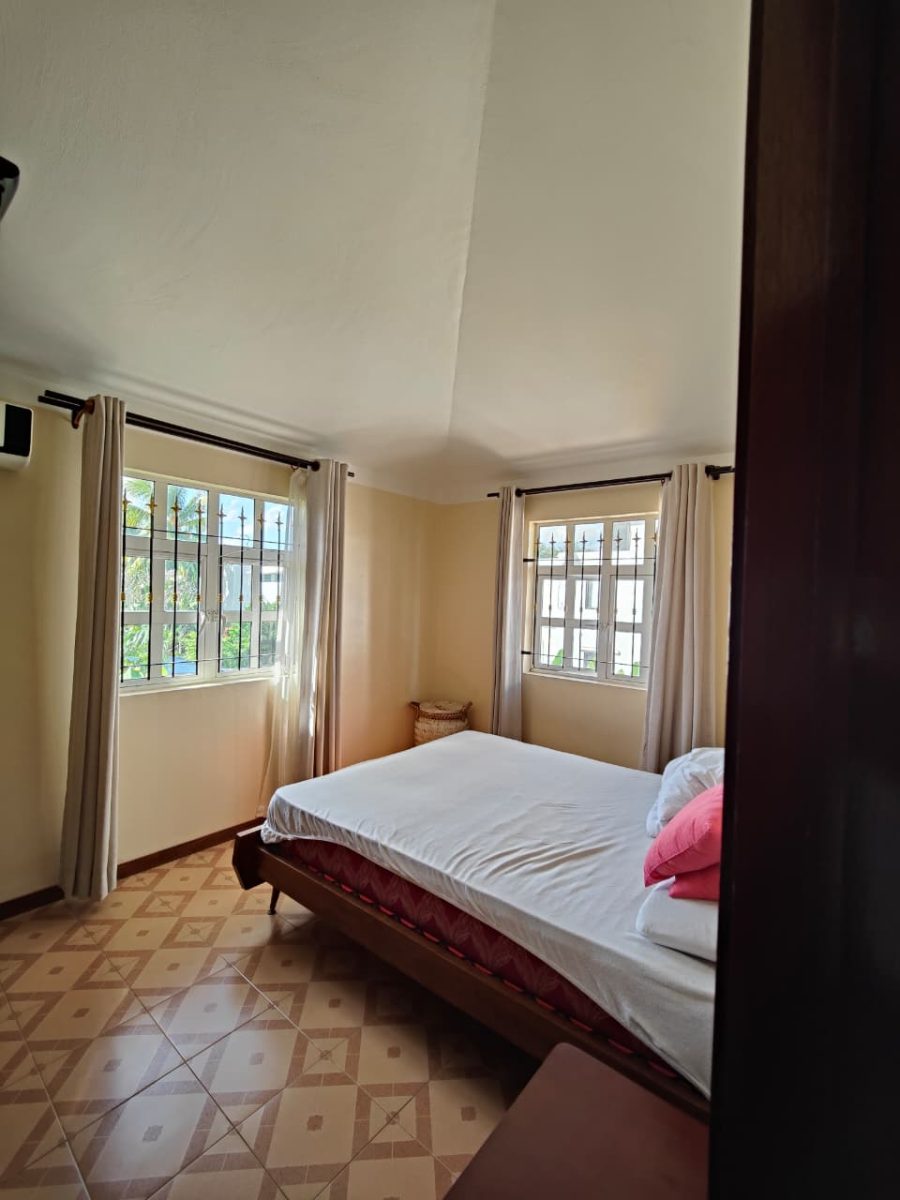 House at Cap Malheureux photograph 11