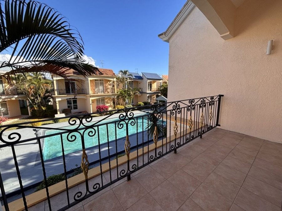 Beachfront Duplex in Mont Choisy (Gated Community) photograph 10