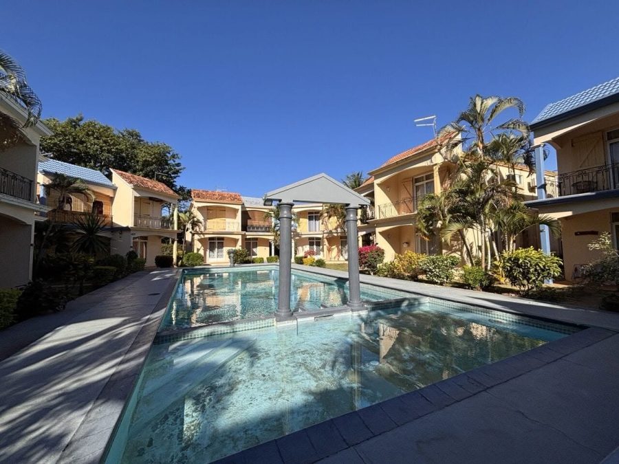 Beachfront Duplex in Mont Choisy (Gated Community) photograph 15