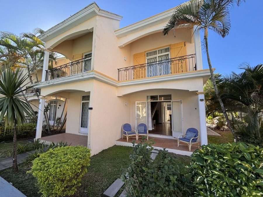 Beachfront Duplex in Mont Choisy (Gated Community) photograph 16
