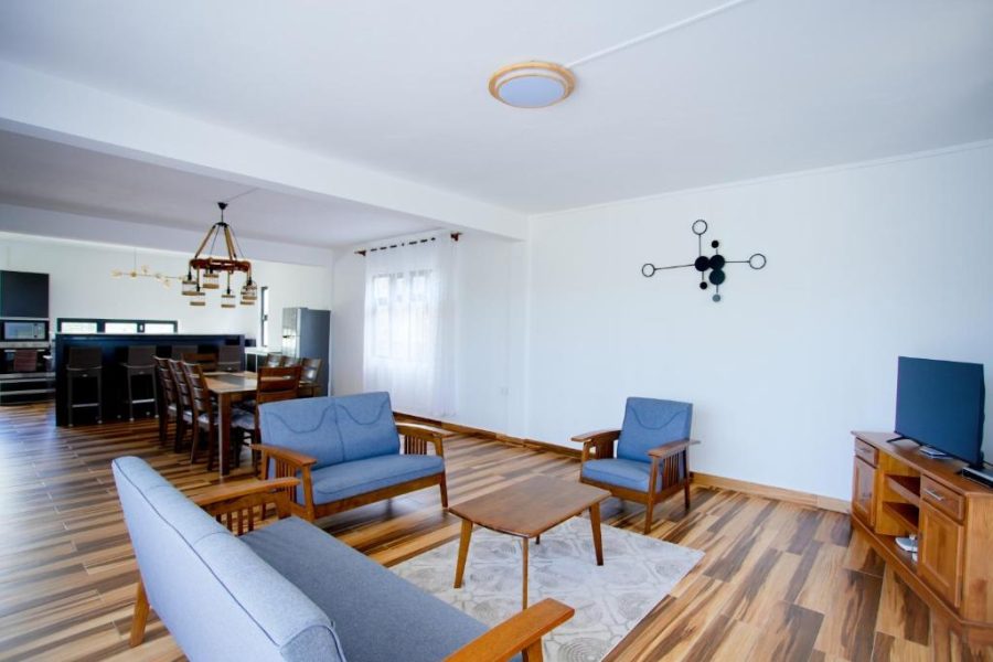 4-Bedroom Villa – Grand Baie  photograph 12