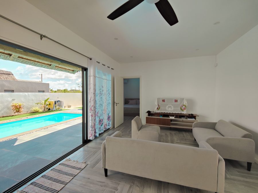 Ground floor Villa at Grand Gaube photograph 3