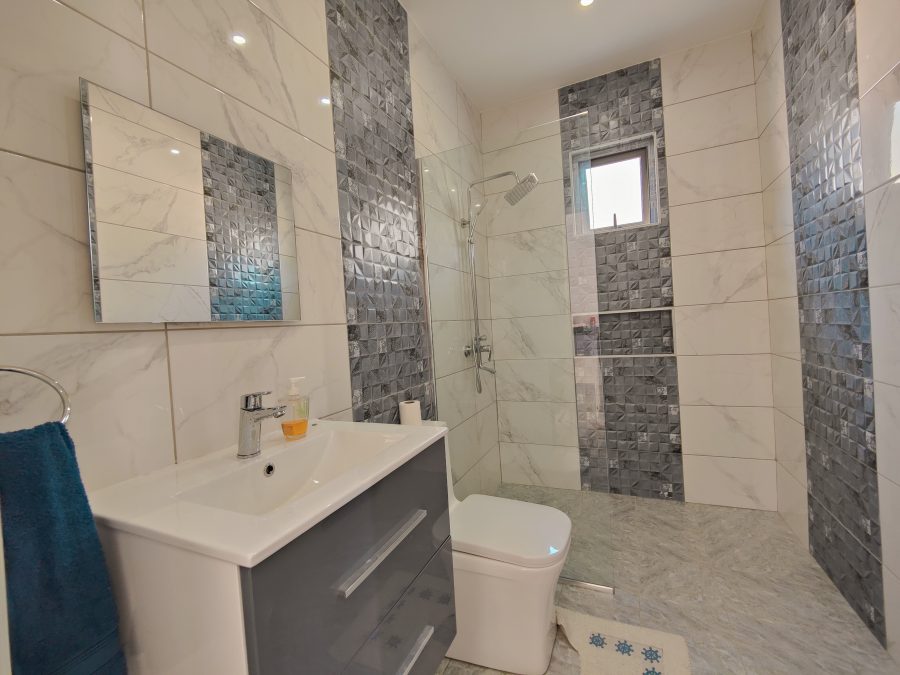 Ground floor Villa at Grand Gaube photograph 8