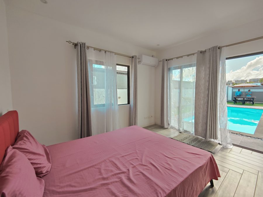 Ground floor Villa at Grand Gaube photograph 10