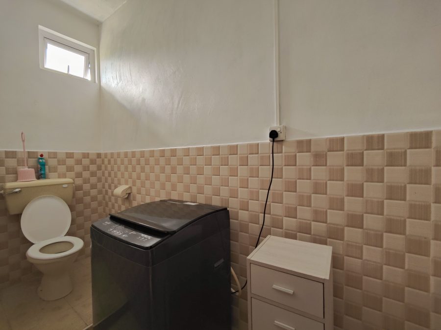  Apartment at Pointe aux Cannoniers  photograph 6