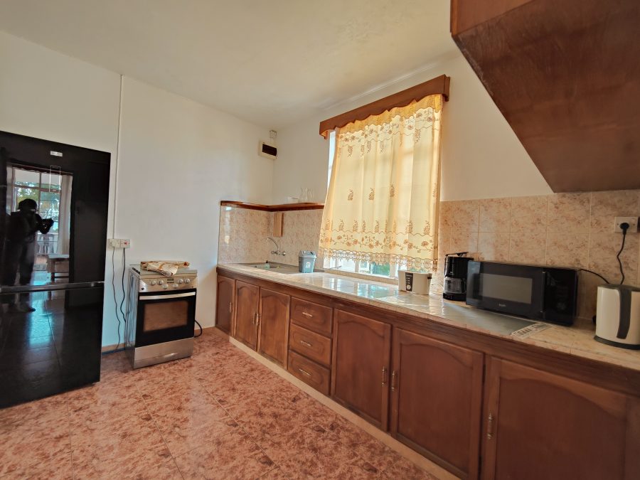  Apartment at Pointe aux Cannoniers  photograph 12