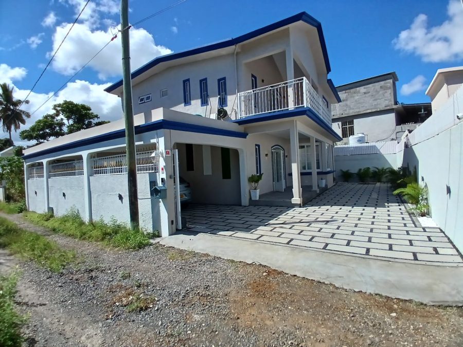 House at Lower vale photograph 2