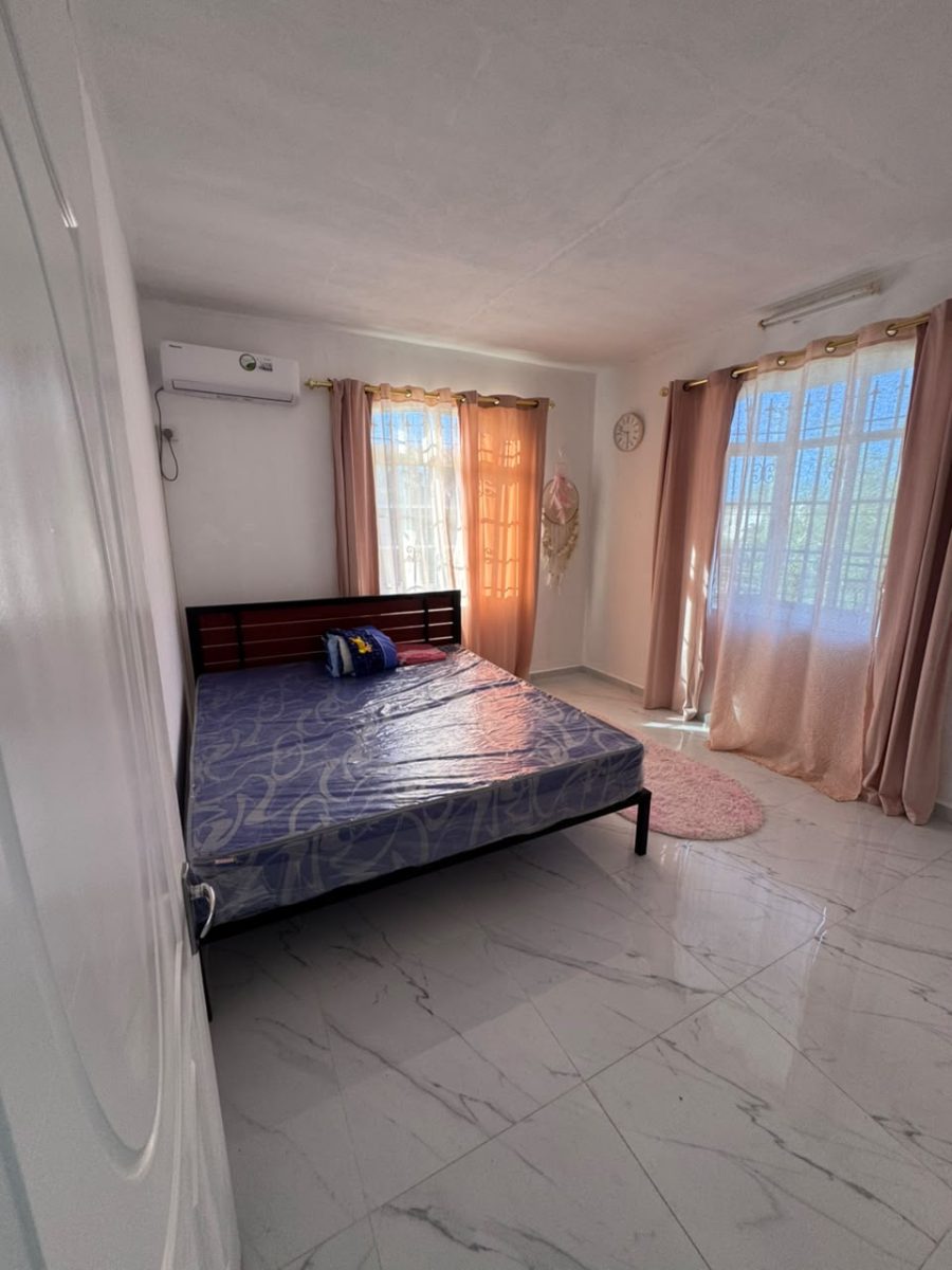 House at Roches Noires photograph 5