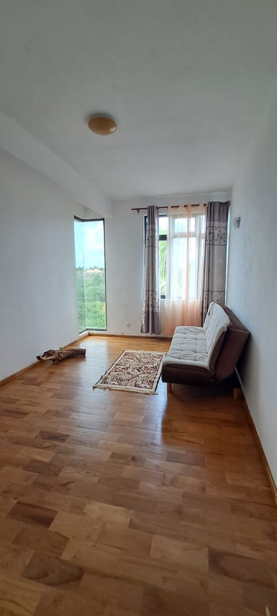 Apartment at Calodyne  photograph 10