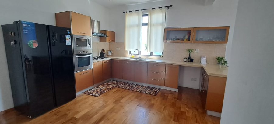 Apartment at Calodyne  photograph 3