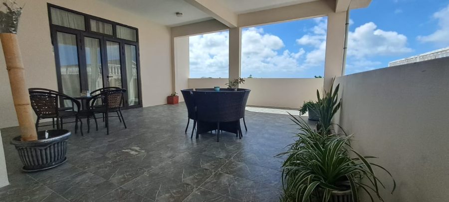 Apartment at Calodyne  photograph 6