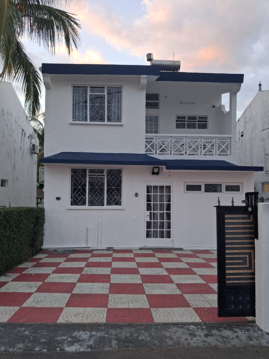 Villa at Mont choisy