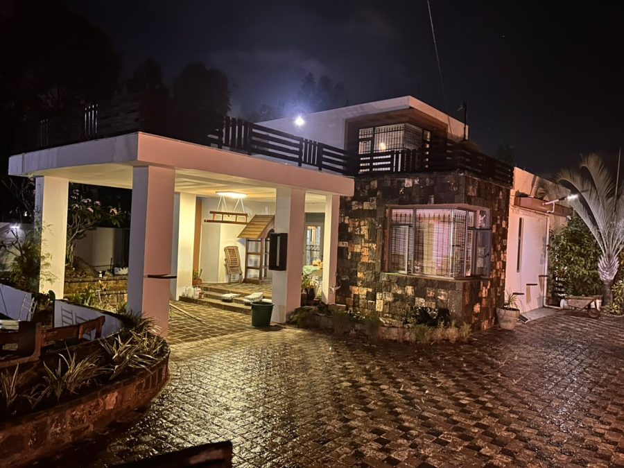 House at Balaclava photograph 9