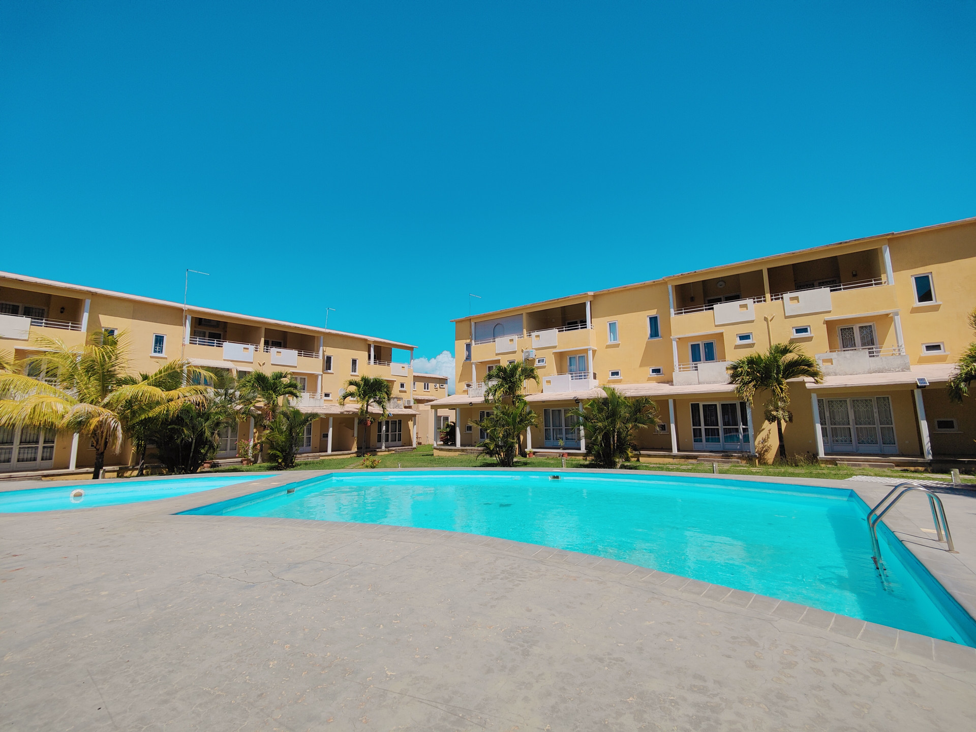 Duplex at Grand Gaube photograph 1