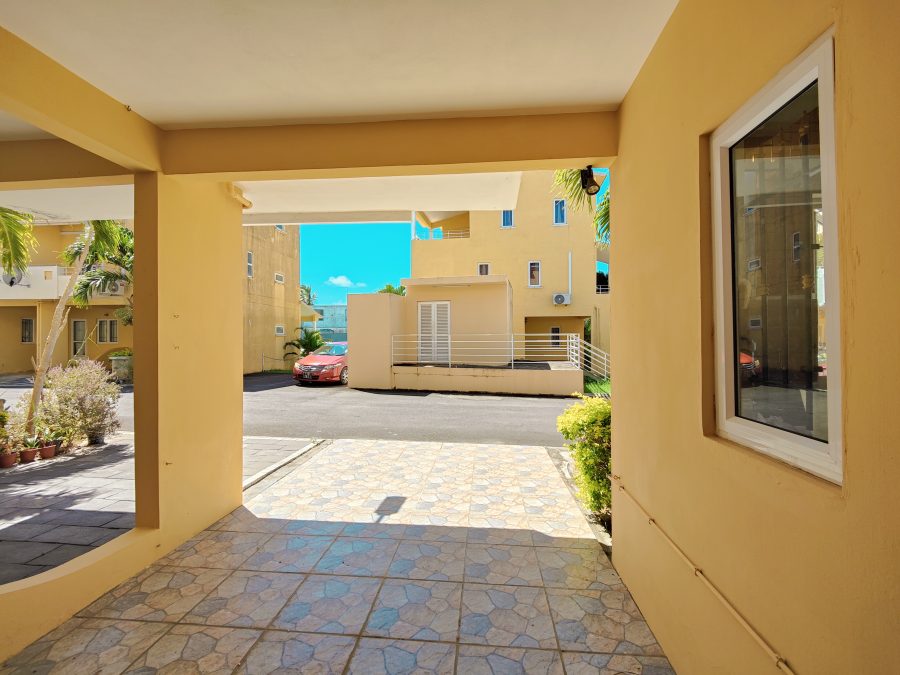 Duplex at Grand Gaube photograph 5