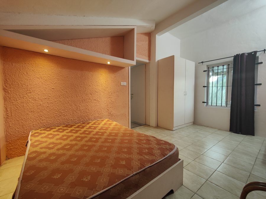 Duplex at Balaclava photograph 5