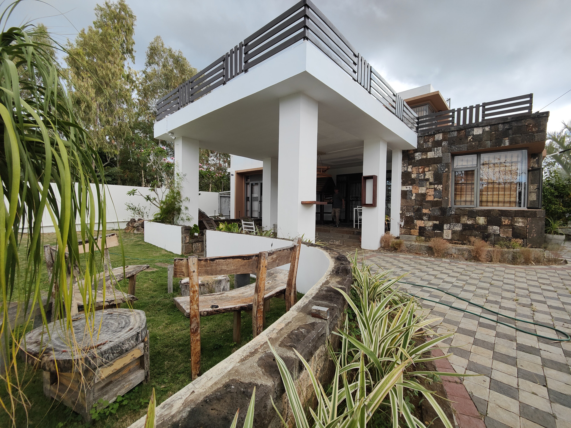 House at Balaclava photograph 1