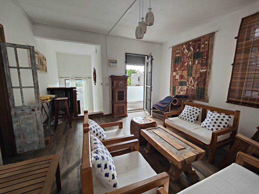 House at Balaclava photograph 11