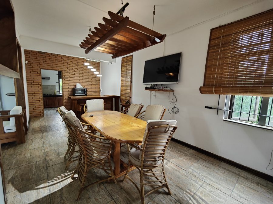 House at Balaclava photograph 4