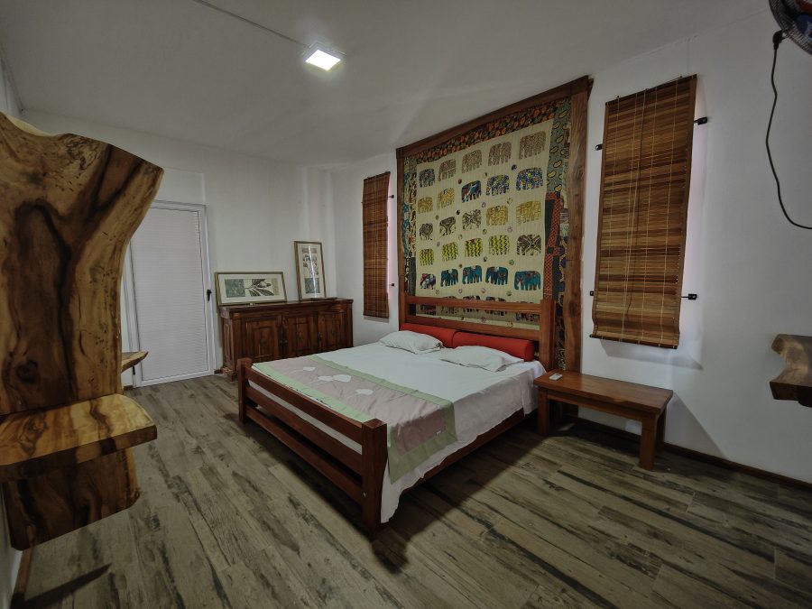 House at Balaclava photograph 6