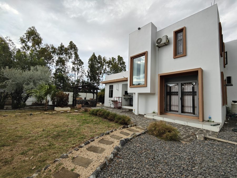 House at Balaclava photograph 19