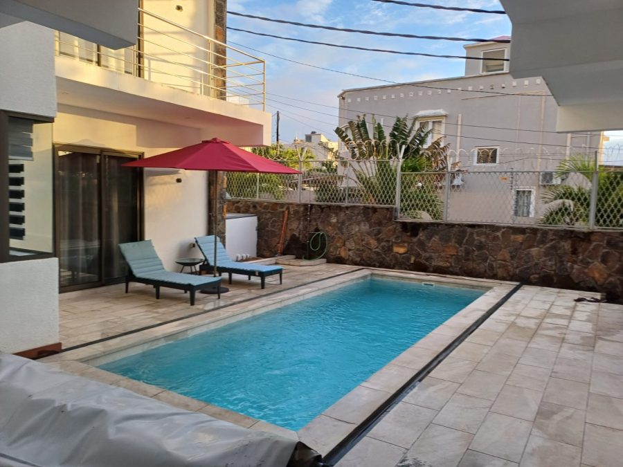 Apartment at Mont Choisy photograph 5