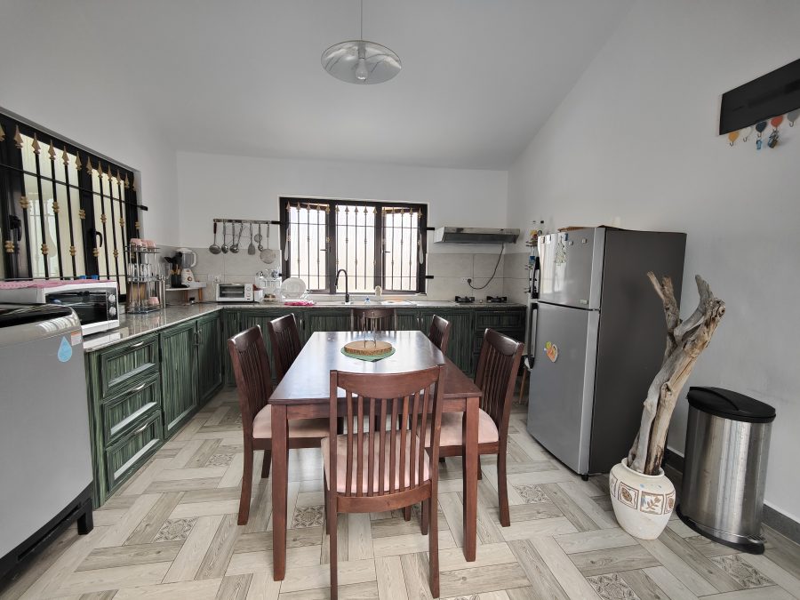 Ground floor Villa at Grand Baie(Gated Residence) photograph 2