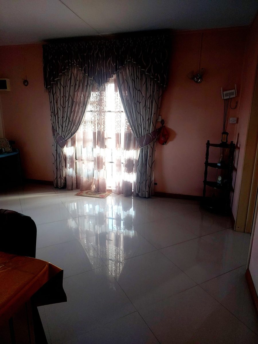House at Plaine des Papayes photograph 2