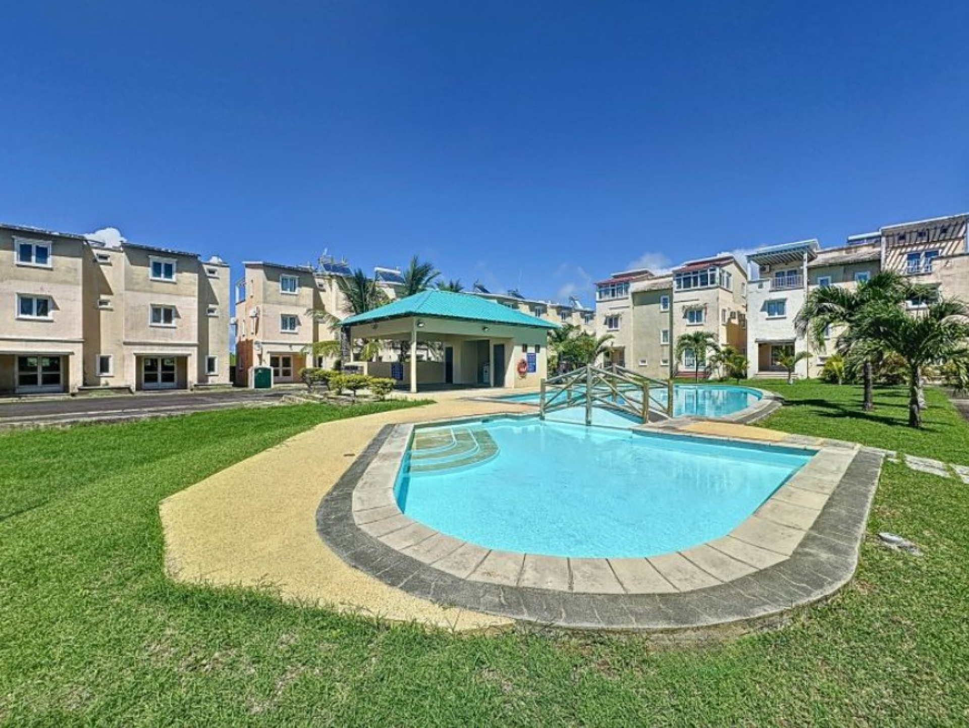 Duplex at Grand Gaube photograph 1