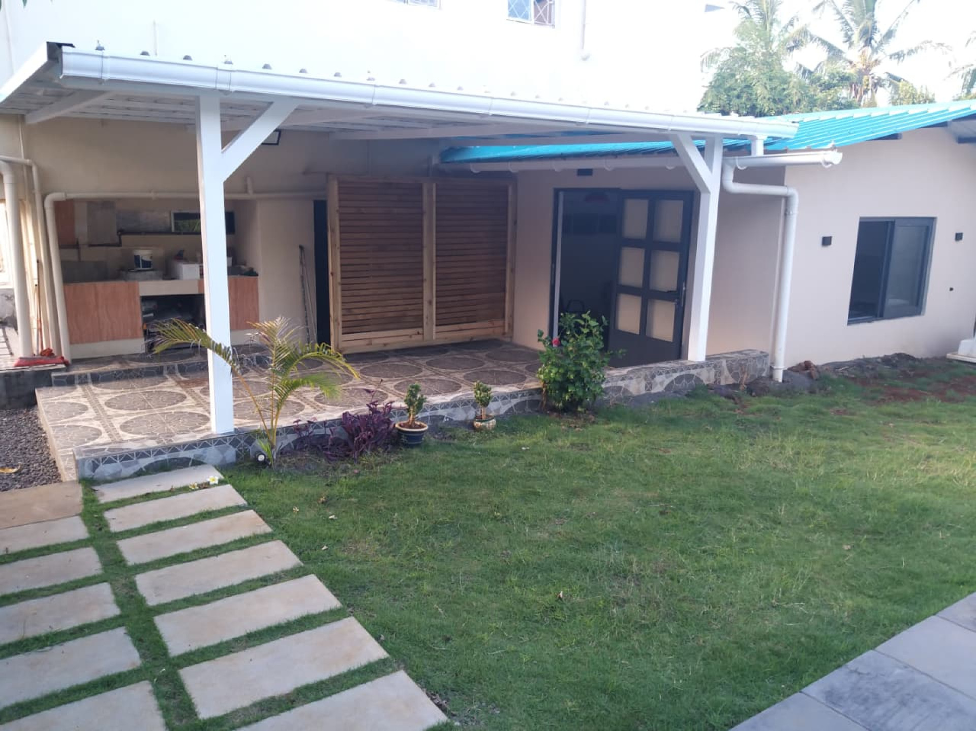  House at Riviere Du Rampart (near Azuri) photograph 1
