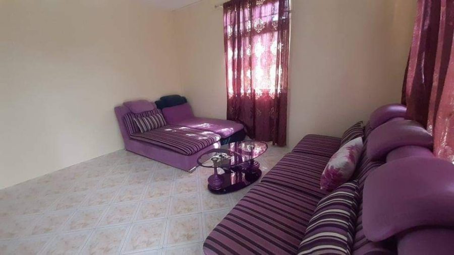 House at Mont Choisy photograph 3
