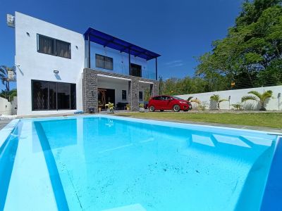 🏡 Modern Villa  – Calodyne