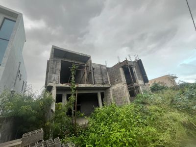 🏡 Grey Finished Villa in La Salette, Grand Baie 🏗️✨