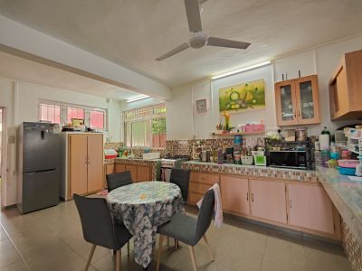 🏡 HOUSE FOR SALE – FOND DU SAC photograph 2