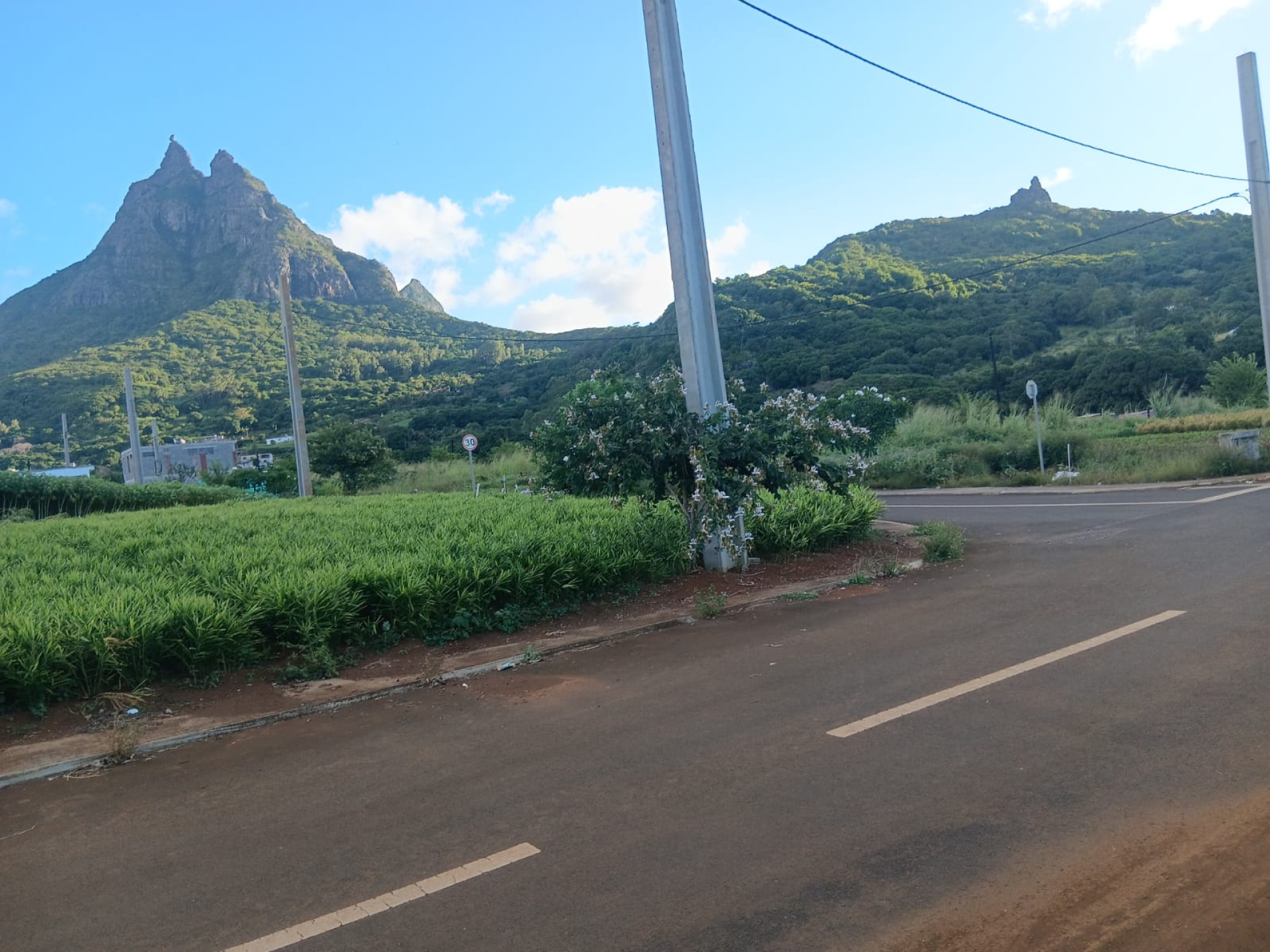 🌿 Residential Land in Crève Cœur 🏡 photograph 1