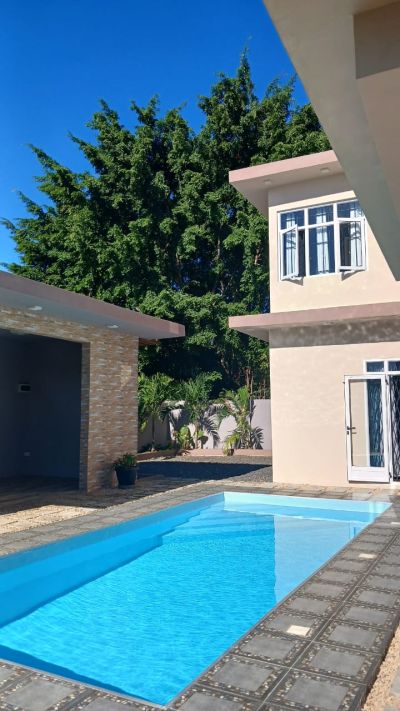 🏡 Villa in Calodyne photograph 3