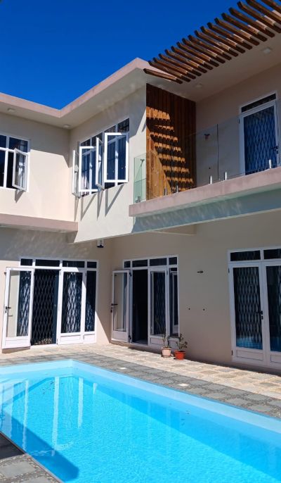 🏡 Villa in Calodyne photograph 8