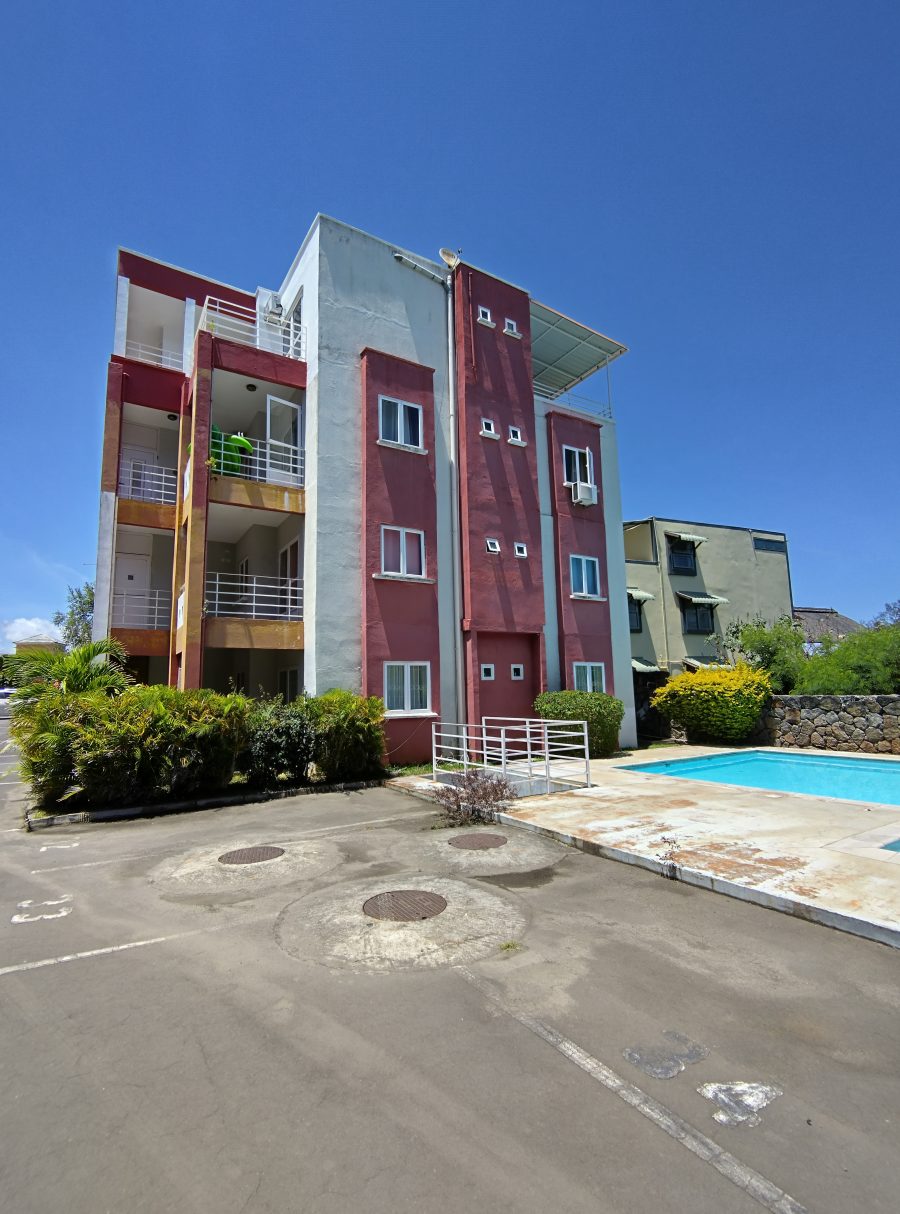 🏡 Ground Floor Apartment – Pereybere photograph 2